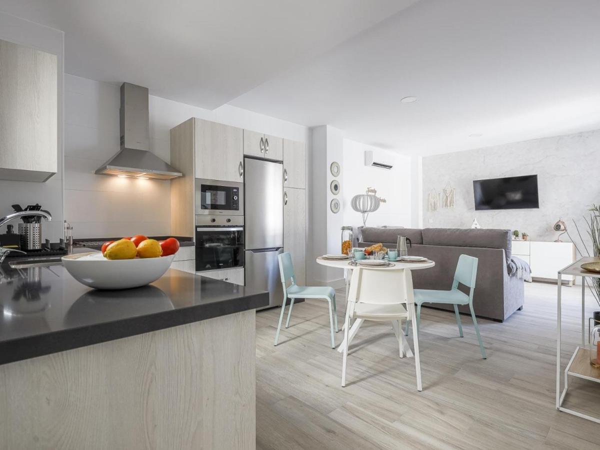 Family Home Suits Encantos De Sevilla Sevilha Exterior foto
