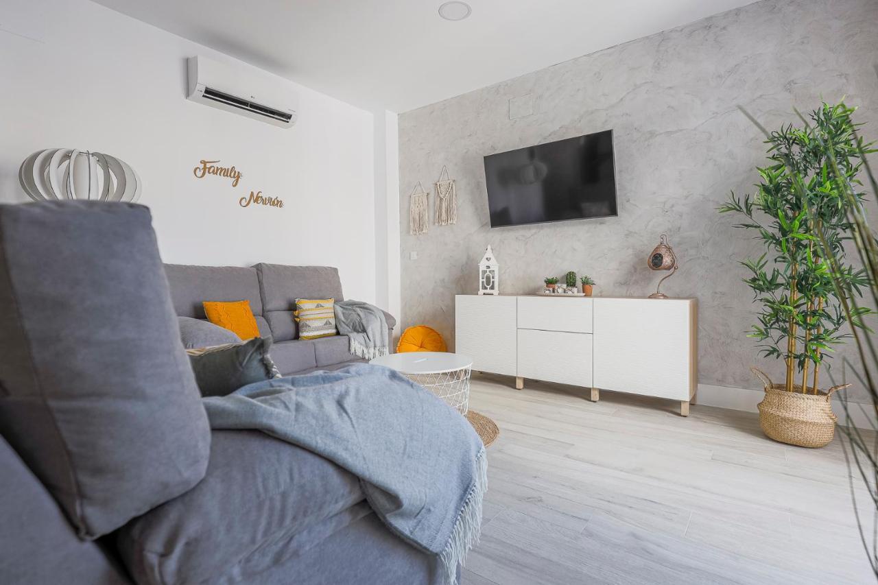 Family Home Suits Encantos De Sevilla Sevilha Exterior foto